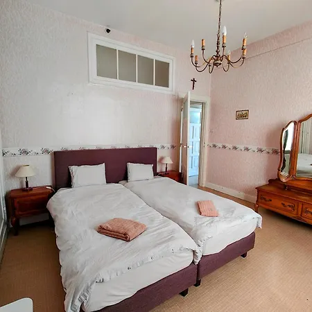 Douze Apartment *