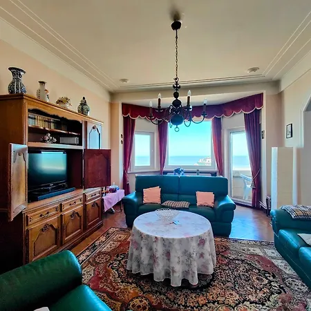 アパート Douze ブランケンベルヘ