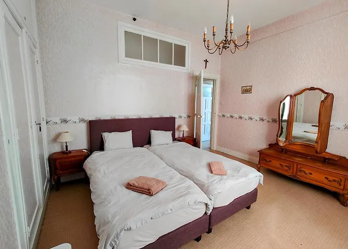 Douze アパート *