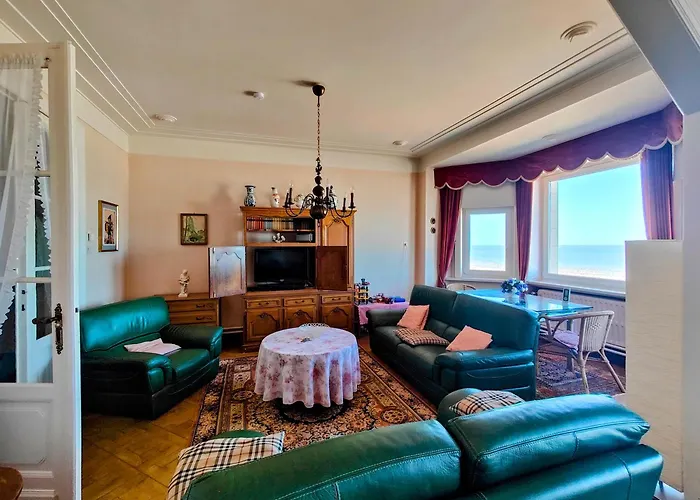 アパート Douze *